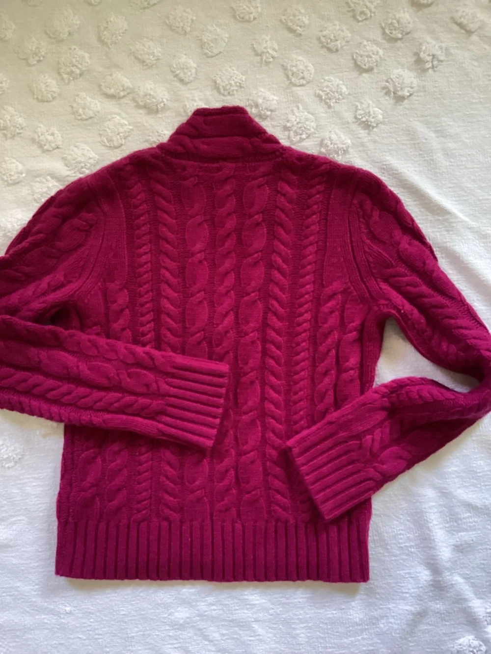 Adrienne Vittadini soft cable